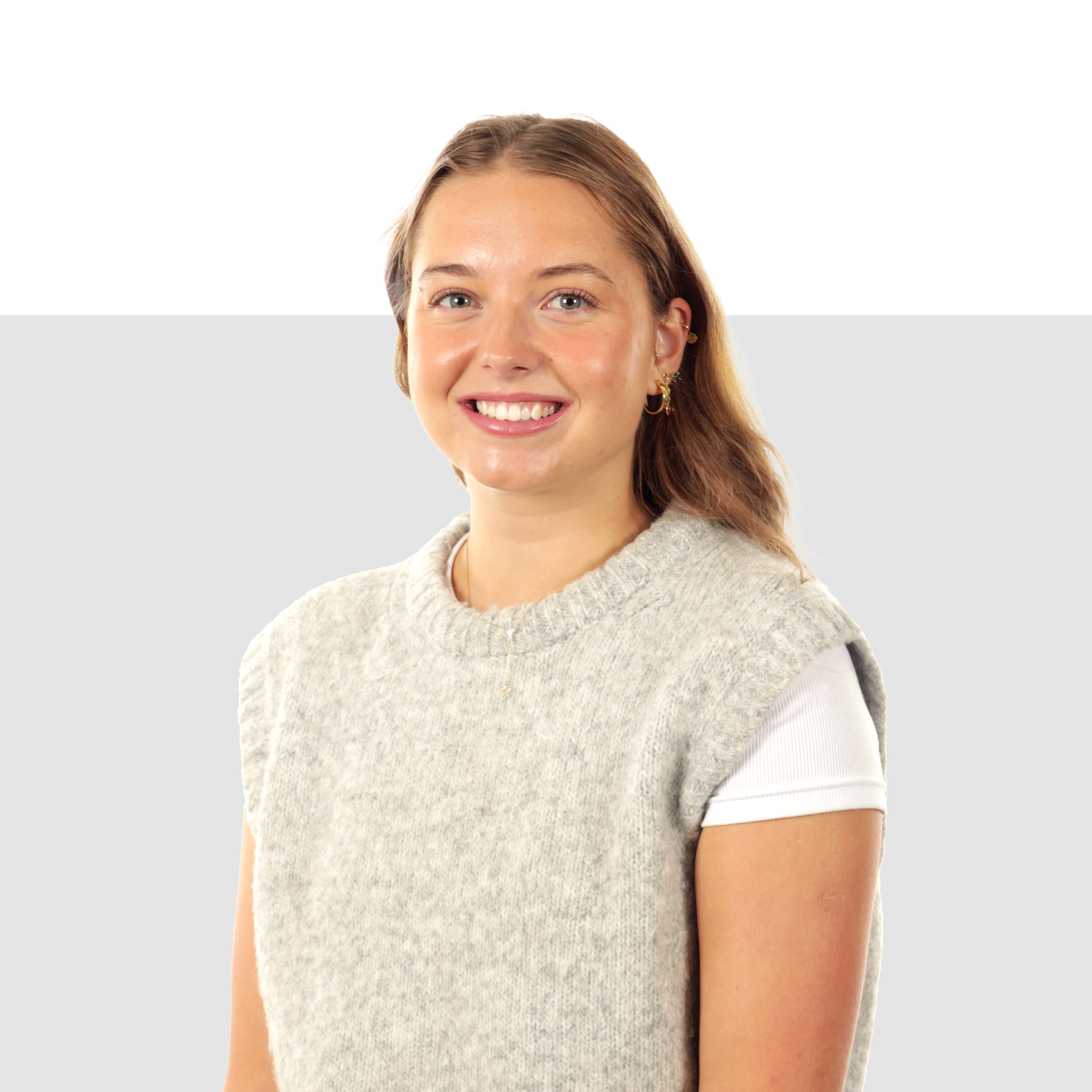 Francesca, Jewellery and Objects of Vertu department specialist at Hutchinson Scott