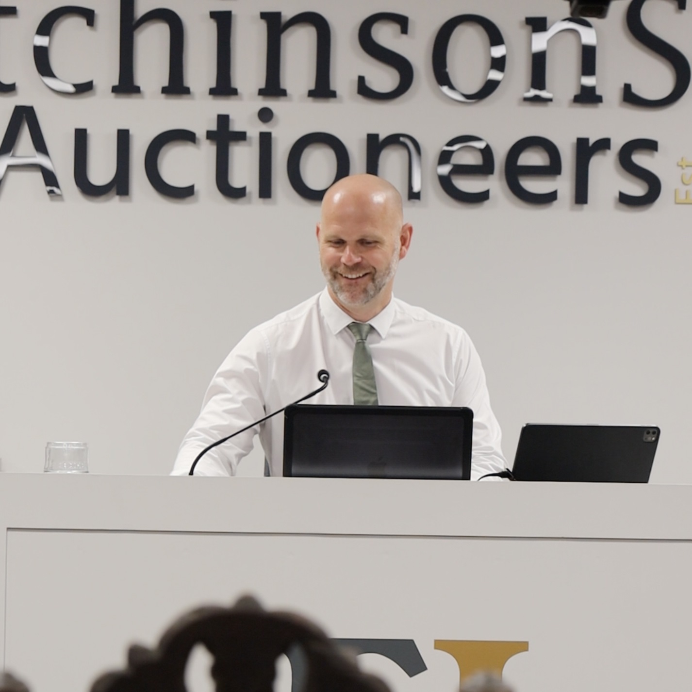 How Technology is Changing Antique Auction Houses