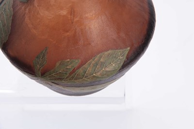 Lot 14 - A 20TH CENTURY ART GLASS VASE BY LEGRASS...