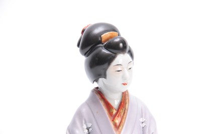 Lot 157 - A FINE JAPANESE MEIJI PERIOD KUTANI BIJIN...
