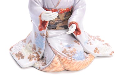 Lot 157 - A FINE JAPANESE MEIJI PERIOD KUTANI BIJIN...
