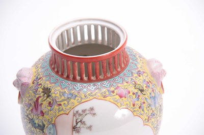Lot 164 - A CHINESE REPUBLIC PERIOD SQUAT FOOTED VASE...