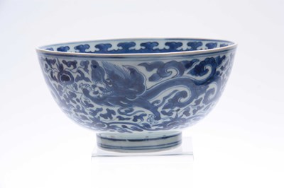 Lot 166 - AN 18th/19th CENTURY CHINESE BLUE AND WHITE...
