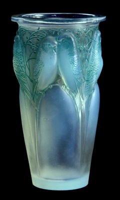 Lot 25 - RENE` LALIQUE A GOOD EARLY 20TH CENTURY FRENCH...