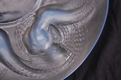 Lot 31 - R. LALIQUE, FRANCE A 20TH CENTURY OPALESCENT...