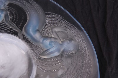 Lot 31 - R. LALIQUE, FRANCE A 20TH CENTURY OPALESCENT...
