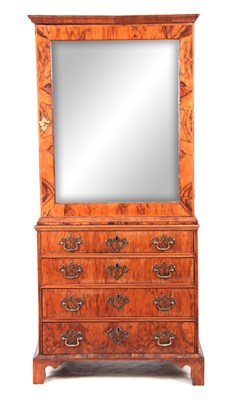 Lot 1285 - AN EARLY 18TH CENTURY FIGURED WALNUT MIRRORED...