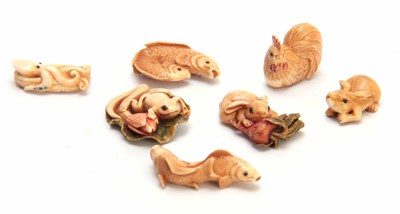 Lot 186 - A COLLECTION OF SEVEN EARLY 20TH CENTURY IVORY...