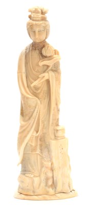 Lot 197 - A LATE 19th CENTURY CHINESE IVORY SCULPTURE...