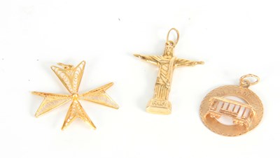 Lot 326 - A COLLECTION OF THREE GOLD PENDANTS an 18ct...