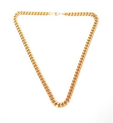 Lot 330 - A 22CT YELLOW GOLD NECKLACE 45.5cm long chain,...
