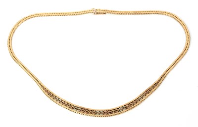Lot 331 - A LADIES 9CT GOLD NECKLACE 42cm long, app. 20.5g