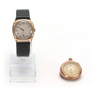 Lot 363 - A 9ct GOLD VINTAGE WRIST WATCH having a tank...