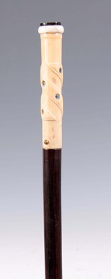 Lot 440 - A LATE 19TH CENTURY GENTLEMANS WALKING CANE...