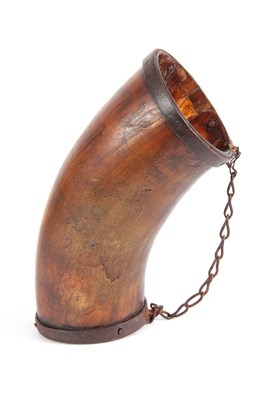 Lot 491 - AN 18th CENTURY SCRIMSHAW HORN FLASK with...