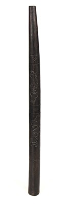 Lot 508 - A 20TH CENTURY CARVED HARDWOOD DIDGERIDOO...