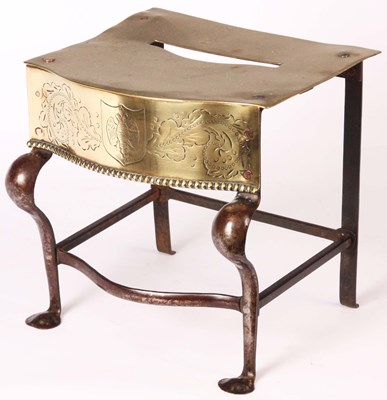 Lot 729 - A SMALL LATE GEORGIAN BRASS AND POLISHED STEEL...