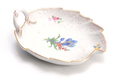 Lot 82 - A 19TH CENTURY MEISSEN LEAF SHAPED DISH...