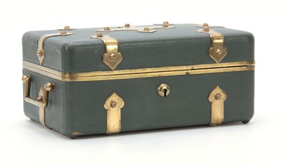 Lot 890 - AN EARLY 20th CENTURY LEATHER BOUND JEWELRY...