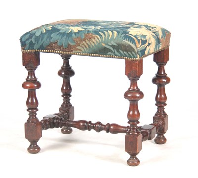 Lot 733 - A LATE 17TH CENTURY WILLIAM AND MARY WALNUT...