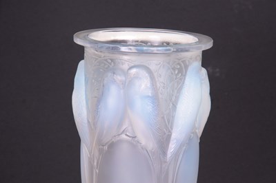 Lot 17 - R LALIQUE FRANCE An opalescent slender...
