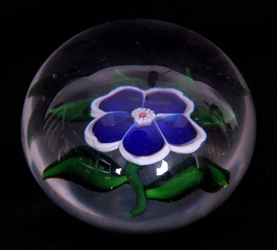 Lot 28 - A 19TH CENTURY BACCARAT BLUE PANSY SPRAY...
