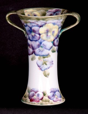 Lot 35 - A LATE 19TH CENTURY MACINTYRE MOORCROFT FLARED...