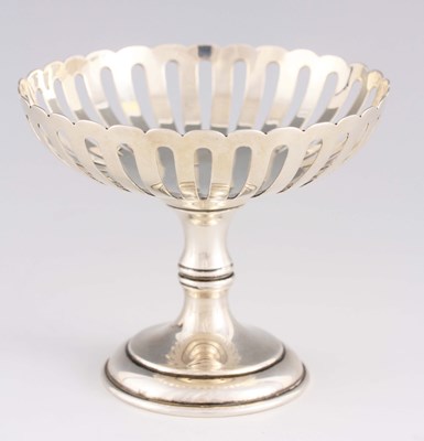 Lot 319 - A GEORGE V SILVER PEDESTAL SWEETMEAT DISH with...