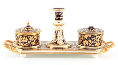 Lot 39 - AN EARLY 20TH CENTURY REGENCY DERBY INKSTAND...