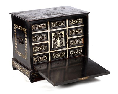 Lot 1038 - A 19TH CENTURY ITALIAN EBONISED AND BONE...