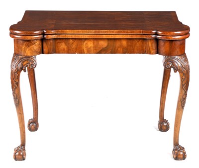 Lot 1051 - A LATE 19TH CENTURY QUEEN ANNE STYLE FIGURED...