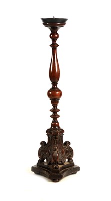 Lot 1087 - AN EARLY 18TH CENTURY ITALIAN TURNED WALNUT...