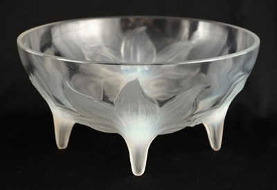 Lot 15 - R LALIQUE, A CLEAR ‘LYS’ GLASS BOWL of dished...