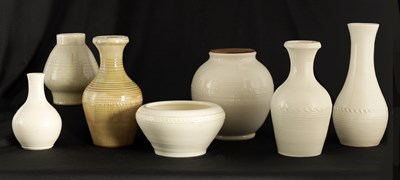 Lot 167 - A GROUP OF 1930S/40S MOORCROFT NATURALISTIC...