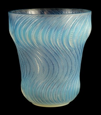 Lot 22 - AN R LALIQUE FRANCE "ACTINIA" OPALESCENT AND...