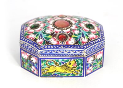 Lot 360 - A 20TH CENTURY SILVER METAL AND ENAMEL SNUFF...