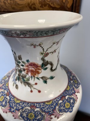 Lot 399 - A FINE PAIR OF 19TH CENTURY CHINESE FAMILLE...