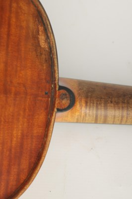 Lot 570 - A GOOD QUALITY 19TH CENTURY VIOLIN LABELLED...