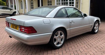 Lot 597 - AN SL 280 MERCEDES BENZ 2.8 LITRE AUTOMATIC...