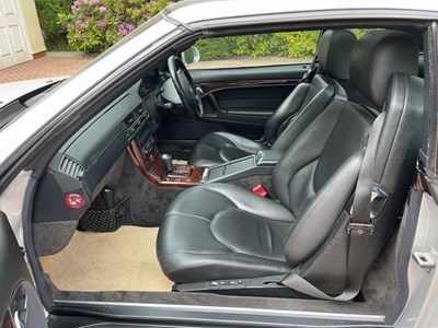 Lot 597 - AN SL 280 MERCEDES BENZ 2.8 LITRE AUTOMATIC...