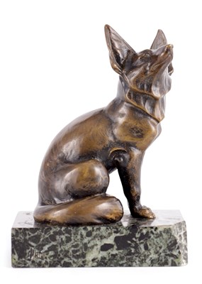Lot 1301 - AN EARLY 20TH CENTURY VIENNESE PATINATED BRONZE SCULPTURE