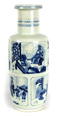 Lot 216 - A GOOD 18TH CENTURY CHINESE BLUE AND WHITE CYLINDRICAL PORCELAIN VASE
