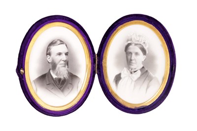 Lot 541 - A PAIR OF LATE 19TH CENTURY OPALOTYPE PORTRAIT PHOTOGRAPHS