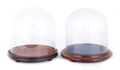 Lot 434 - A 19TH CENTURY DOME-SHAPED GLASS DOME