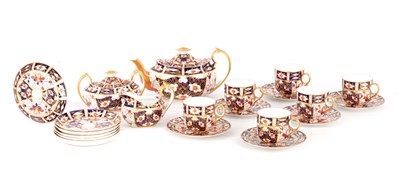 Lot 42 - A LATE 19TH CENTURY IMARI PATTERN ROYAL CROWN DERBY TEA SET