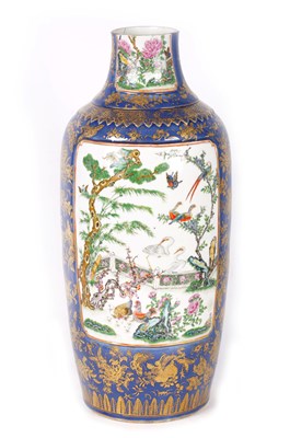 Lot 169 - A LARGE 19TH CENTURY CHINESE FAMILE VERTE VASE