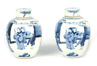 Lot 121 - A PAIR 19TH CENTURY CHINESE BLUE AND WHITE LIDDED GINGER JARS