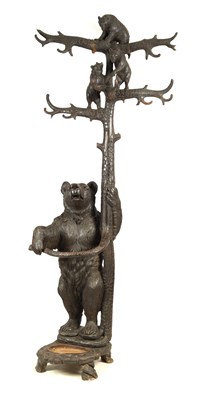 Lot 440 - AN IMPRESSIVE OVERSIZED 19TH CENTURY CARVED BEAR BLACK FOREST STICK STAND