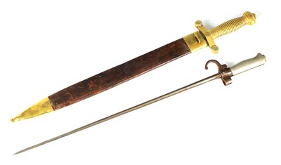 Lot 357 - AN EARLY 19th CENTURY FRENCH MODEL 1831 FOOT ARTILLERY SHORT-SWORD