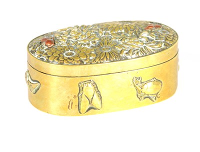 Lot 119 - A JAPANESE MEIJI PERIOD BRONZE MIXED METAL LIDDED BOX